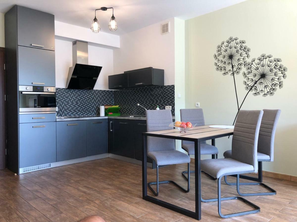Luxapartament 1 - Z Widokiem I Garazem W Nowym Zeta Park Устронь Экстерьер фото