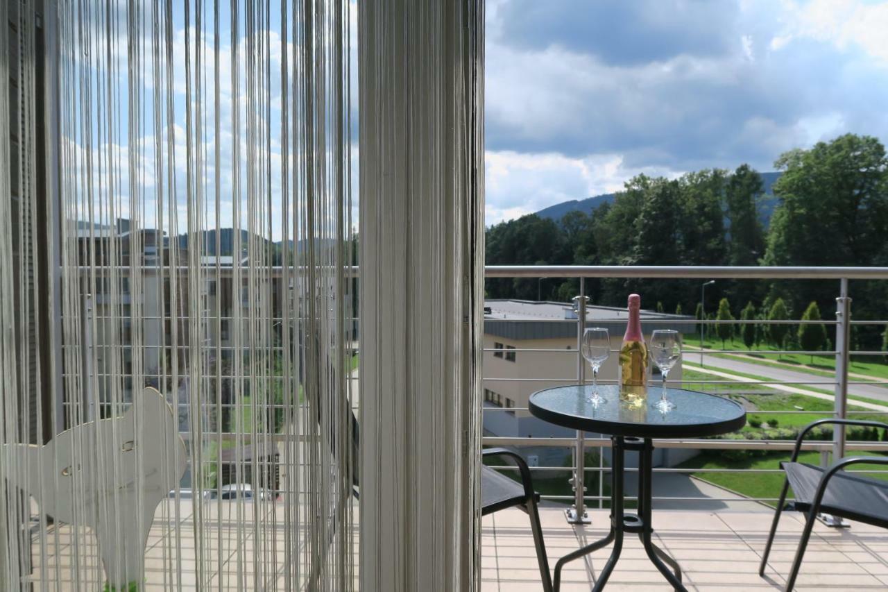 Luxapartament 1 - Z Widokiem I Garazem W Nowym Zeta Park Устронь Экстерьер фото